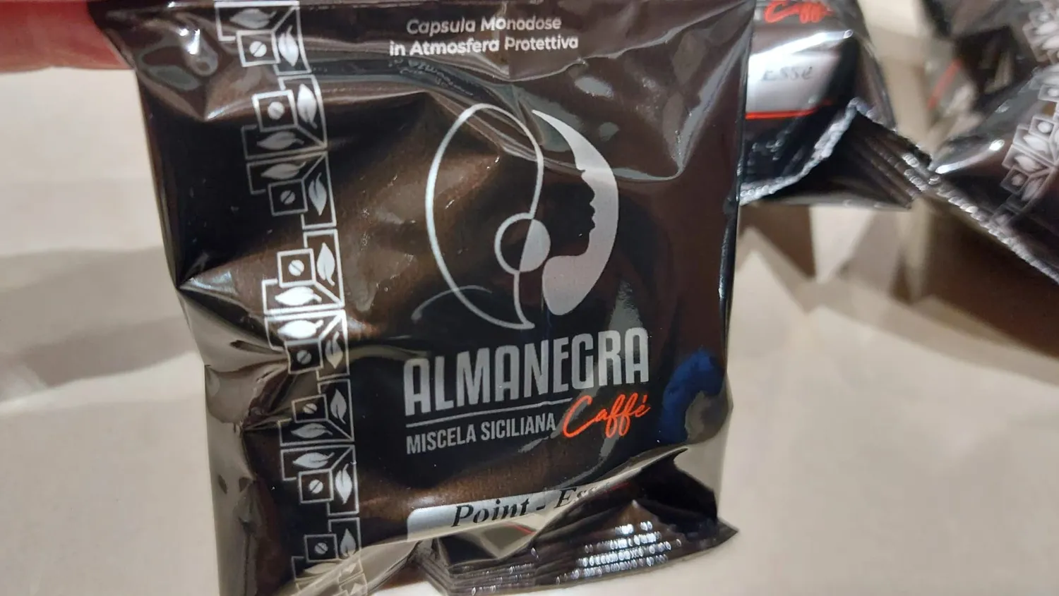 Almanegra Miscela Forte capsule Esse Caffè 100 pz tostatura scura