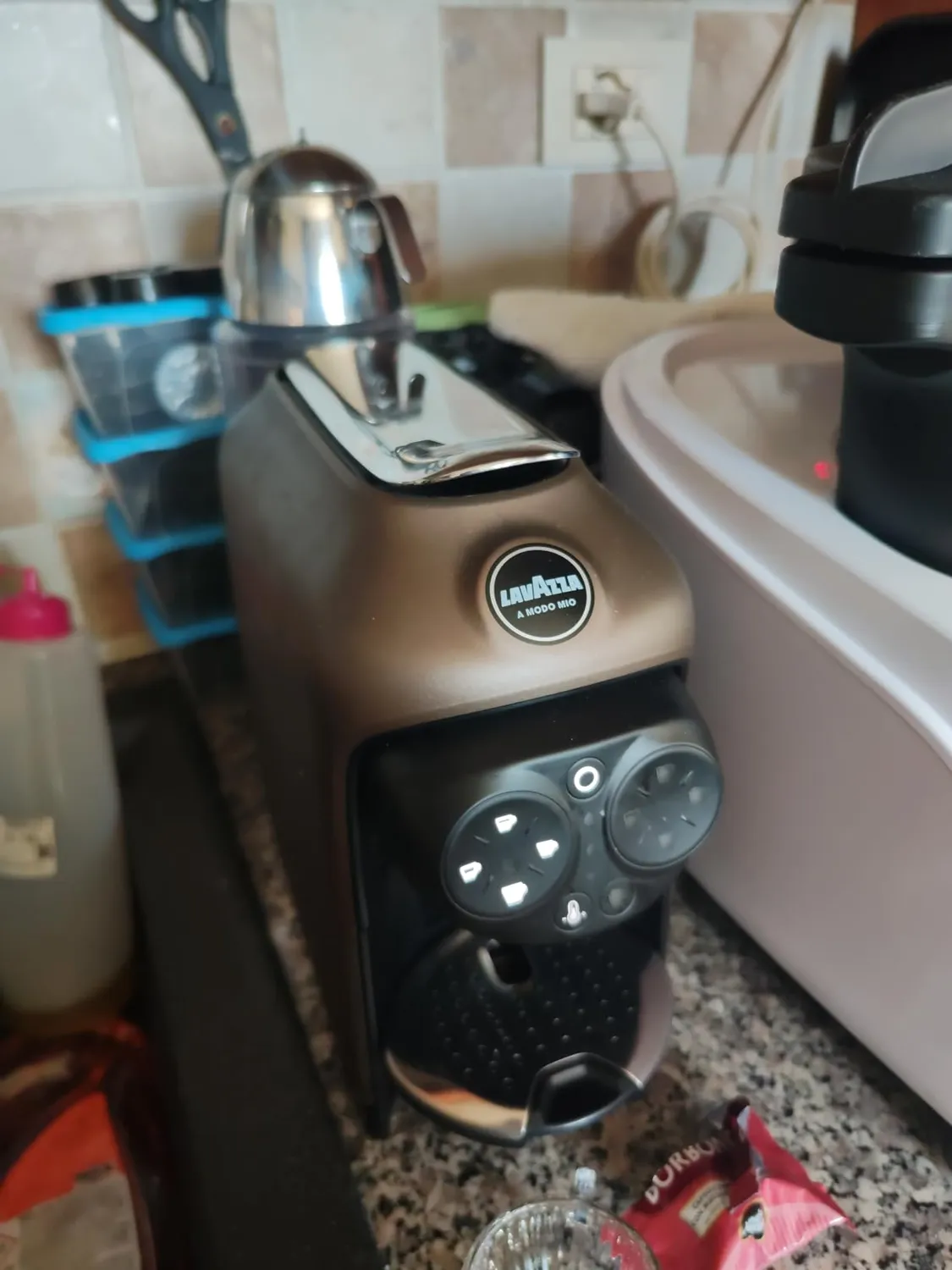 Lavazza A Modo Mio Deséa macchina caffè marrone one-touch