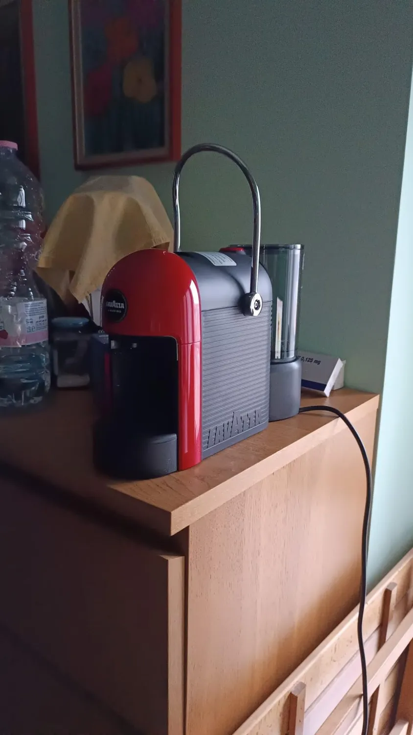 Lavazza Jolie Evo macchina caffe A Modo Mio nera + 64 capsule