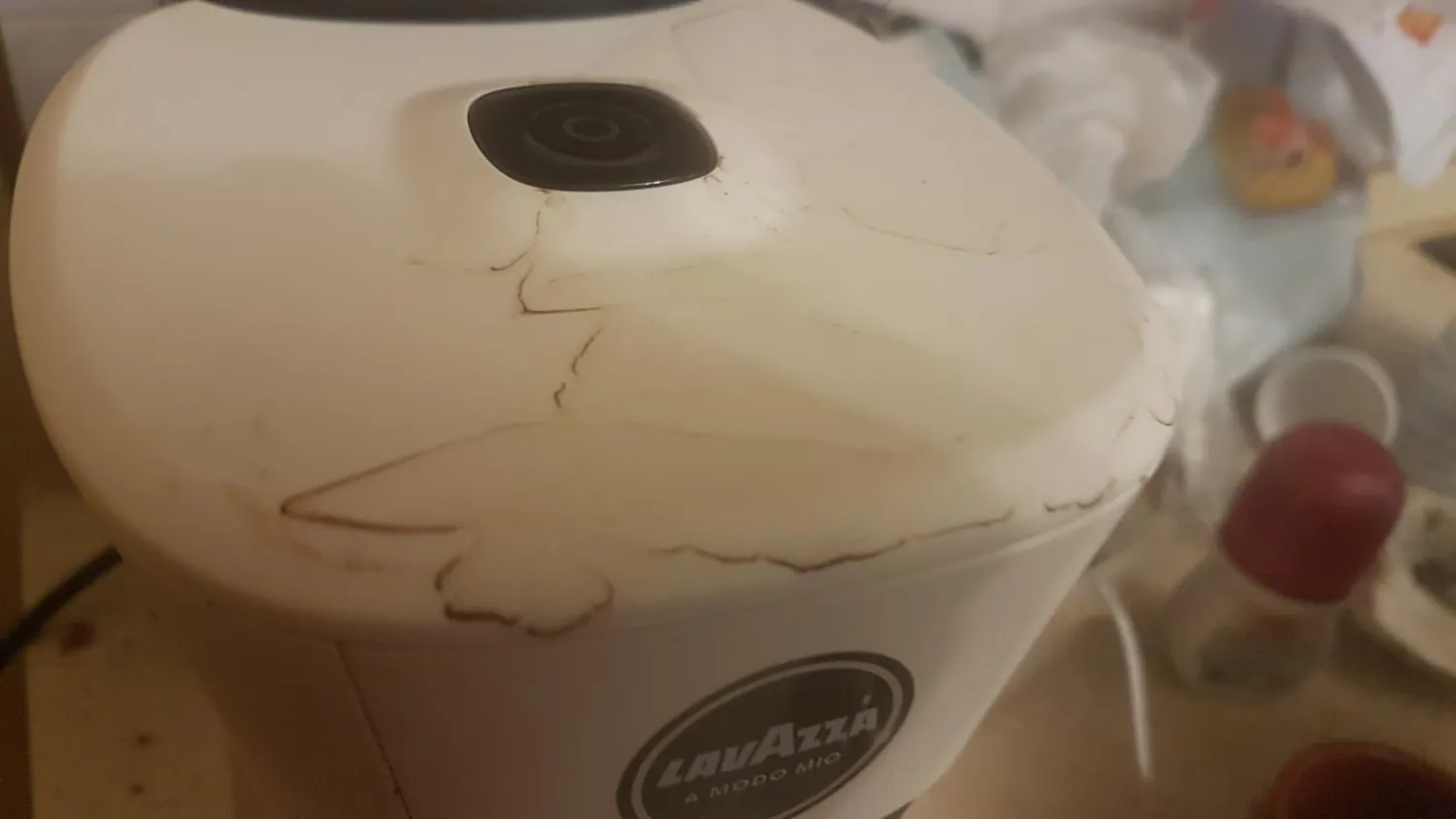 Lavazza A Modo Mio Tiny macchina rossa + 64 capsule Rossa