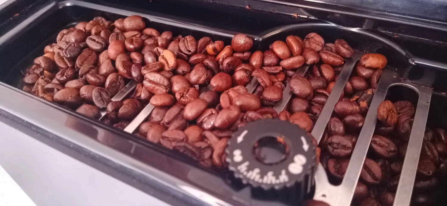 Lavazza Crema e Gusto Classico caffè grani 1 kg intenso