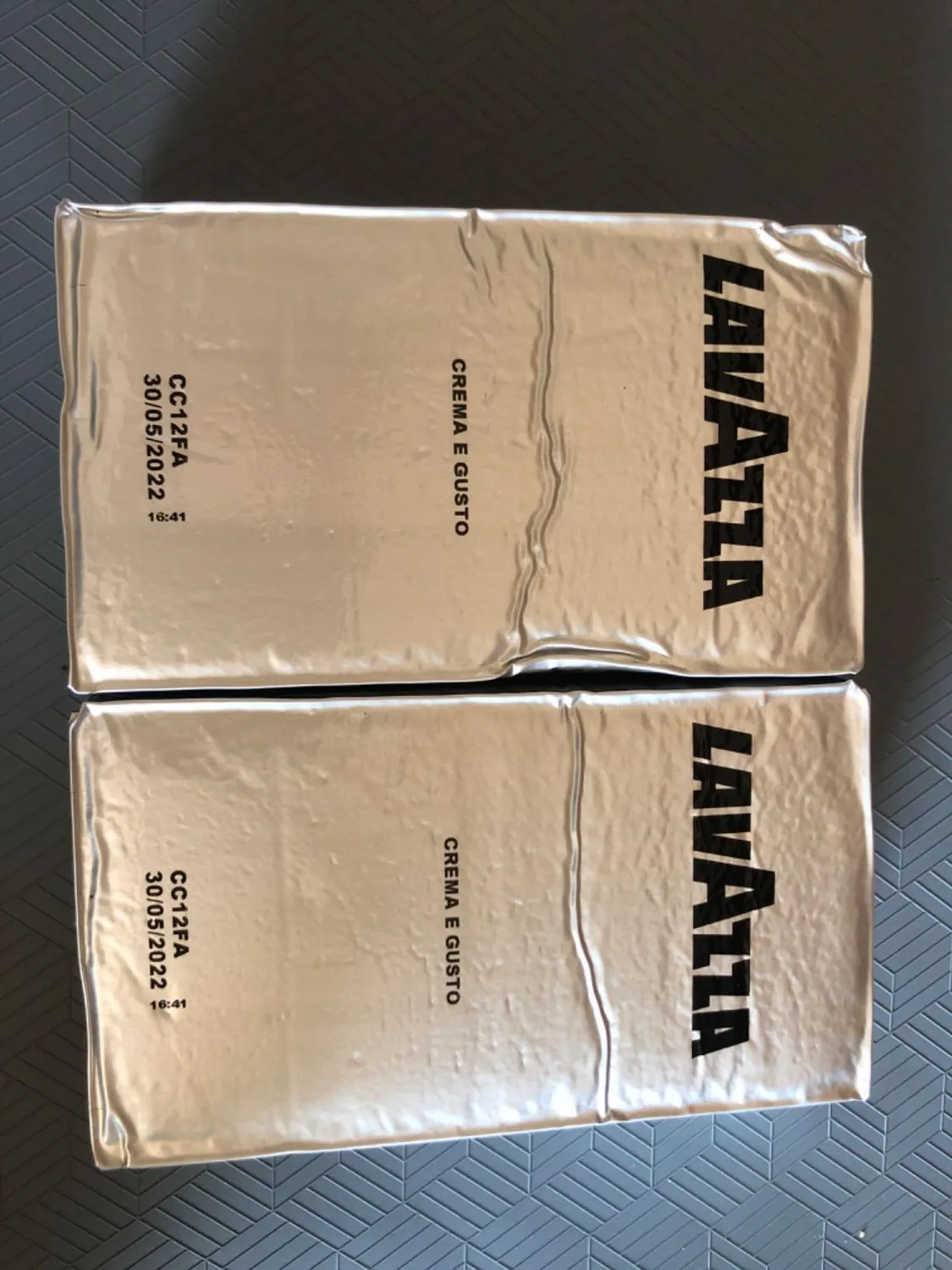Lavazza Crema e Gusto Classico caffè macinato 500 g tostatura scura